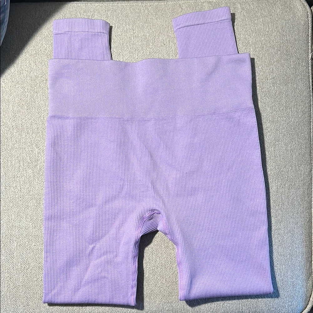 NWT GARAGE Lavender Super Sculpt Ankle Legging Size S